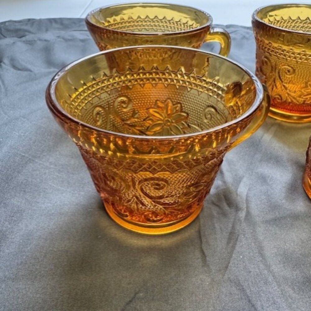 Set of 4 Vintage Indiana Glass Tiara Amber Sandwich Pattern Tea Punch Cups